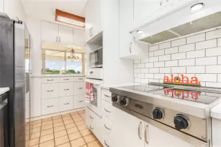 Photo #3: 202604680 Listing 