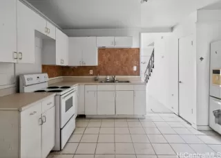 Photo #6: 202604682 Listing 