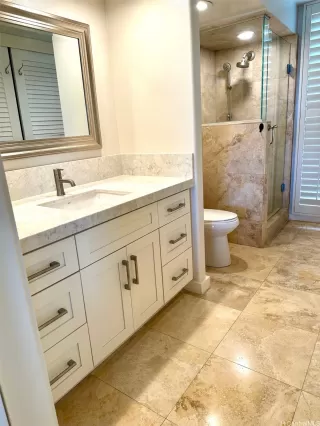 Photo #5: 202604737 Listing 