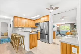 Photo #5: 202604746 Listing 