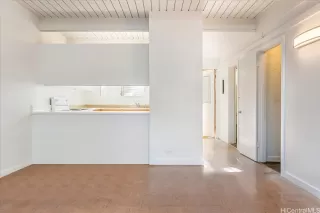 Photo #2: 202604748 Listing 