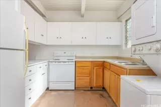 Photo #3: 202604748 Listing 