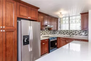 Photo #5: 202604760 Listing 