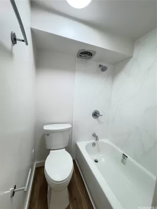 Photo #5: 202604770 Listing 