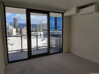 Photo #2: 202604786 Listing 