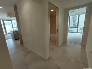 Photo #5: 202604786 Listing 