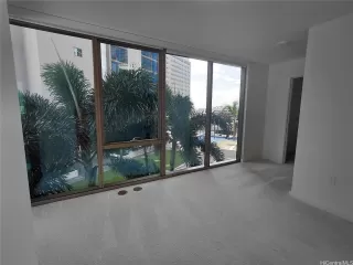 Photo #6: 202604786 Listing 