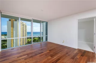 Photo #2: 202604805 Listing 