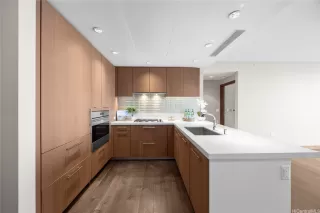 Photo #3: 202604811 Listing 