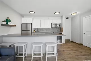 Photo #2: 202604814 Listing 