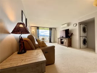 Photo #2: 202604825 Listing 