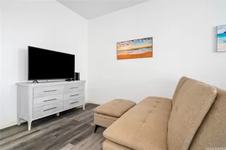 Photo #2: 202604852 Listing 