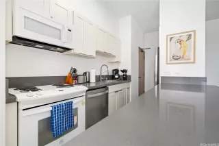 Photo #5: 202604852 Listing 