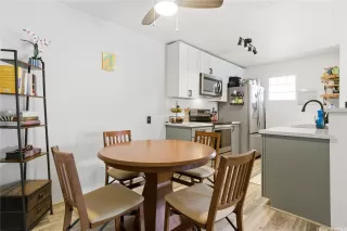 Photo #3: 202604856 Listing 