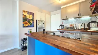 Photo #2: 202604864 Listing 