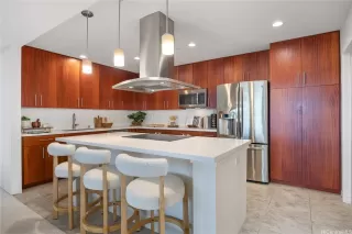 Photo #5: 202604866 Listing 