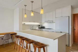 Photo #2: 202604868 Listing 