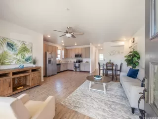 Photo #2: 202604870 Listing 