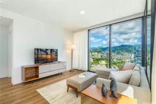 Photo #2: 202604890 Listing 