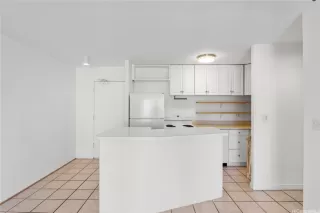 Photo #4: 202604891 Listing 