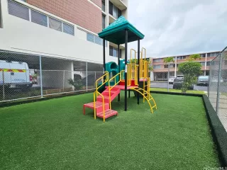 Photo #2: 202604893 Listing 