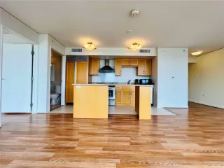 Photo #3: 202604904 Listing 