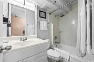 Photo #3: 202604905 Listing 