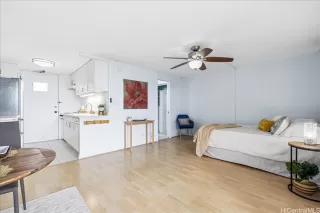 Photo #5: 202604918 Listing 