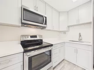 Photo #6: 202604921 Listing 