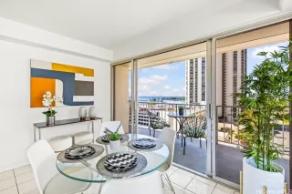 Photo #5: 202604926 Listing 