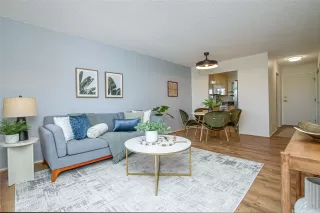 Photo #2: 202604928 Listing 