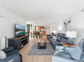 Photo #3: 202604929 Listing 