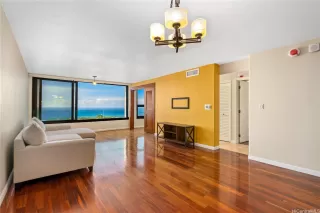 Photo #3: 202604940 Listing 