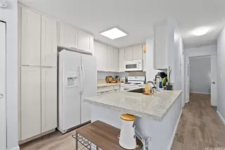 Photo #4: 202604954 Listing 