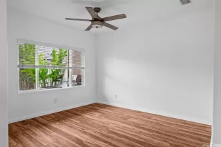 Photo #6: 202604956 Listing 