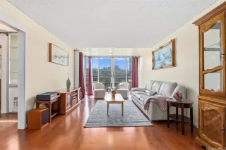 Photo #3: 202604997 Listing 