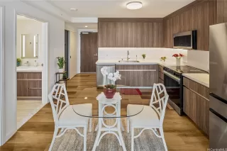 Photo #4: 202605005 Listing 