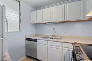 Photo #5: 202605026 Listing 