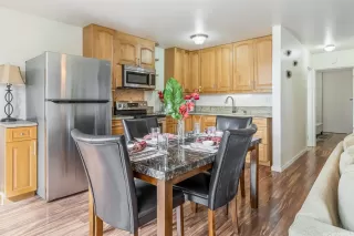 Photo #3: 202605038 Listing 