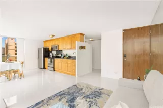 Photo #4: 202605056 Listing 