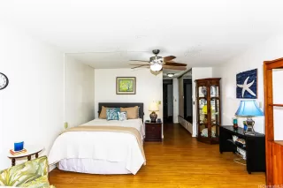 Photo #6: 202605069 Listing 