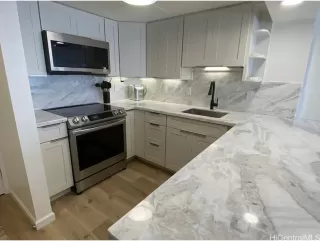 Photo #5: 202605075 Listing 