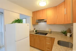 Photo #4: 202605089 Listing 