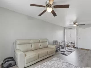 Photo #3: 202605096 Listing 