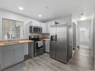 Photo #6: 202605096 Listing 