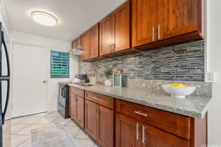 Photo #4: 202605103 Listing 