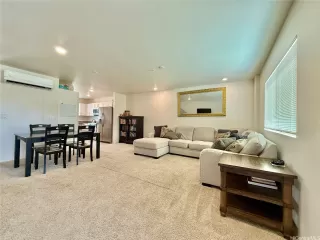 Photo #4: 202605121 Listing 