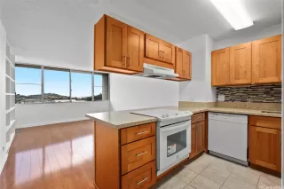 Photo #6: 202605125 Listing 