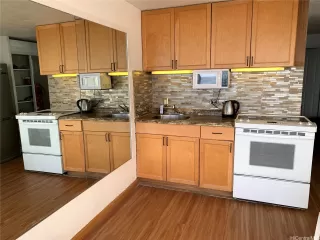 Photo #3: 202605149 Listing 