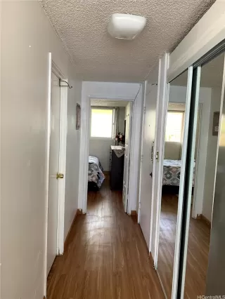 Photo #4: 202605149 Listing 